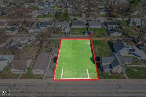 443-445 E Michigan Street Fortville IN 46040