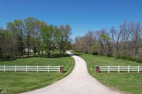 Photo of 3410 E 300 N, Crawfordsville, IN 47933 (MLS # 22035211)