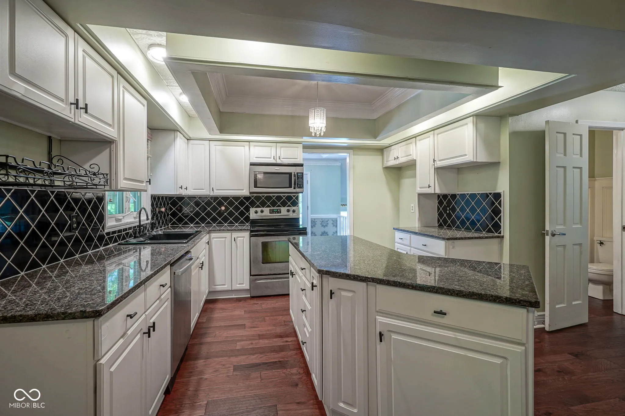 Carmel, Indiana 46032, United States, 3 Bedrooms Bedrooms, ,3 BathroomsBathrooms,Residential,Active,198541