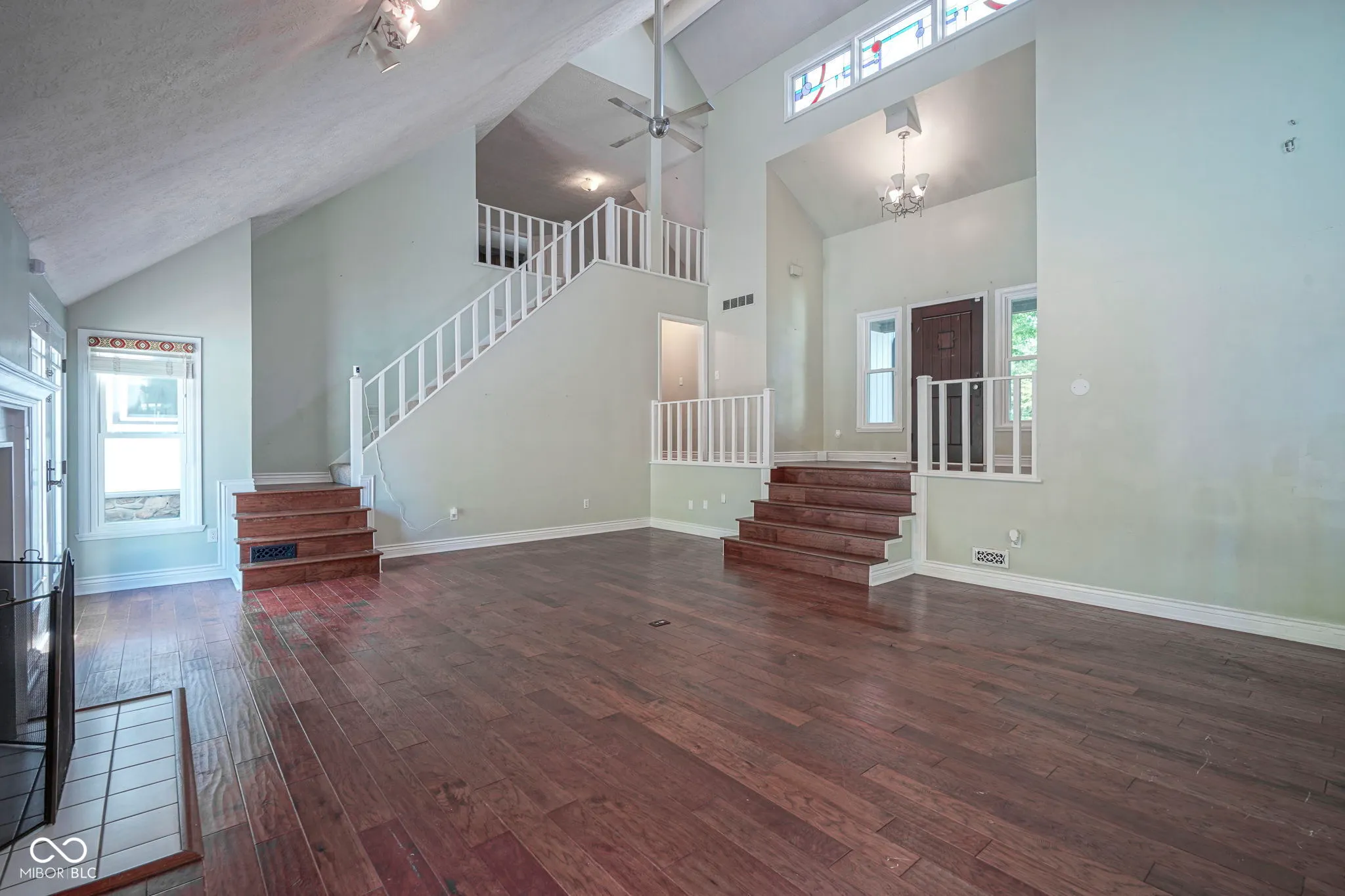 Carmel, Indiana 46032, United States, 3 Bedrooms Bedrooms, ,3 BathroomsBathrooms,Residential,Active,198541