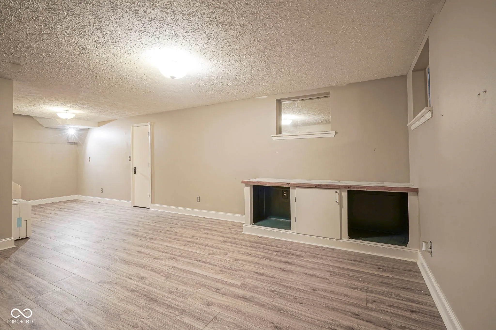 Carmel, Indiana 46032, United States, 3 Bedrooms Bedrooms, ,3 BathroomsBathrooms,Residential,Active,198541