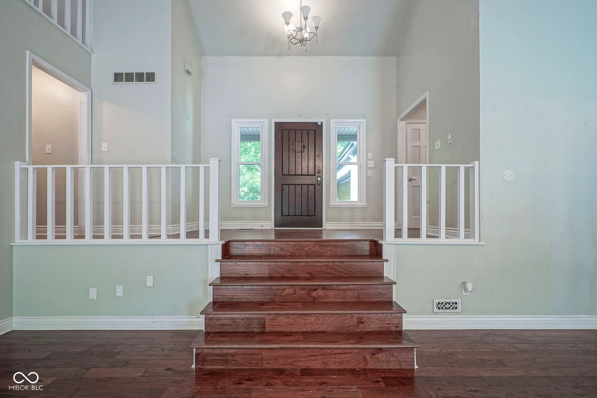 Carmel, Indiana 46032, United States, 3 Bedrooms Bedrooms, ,3 BathroomsBathrooms,Residential,Active,198541