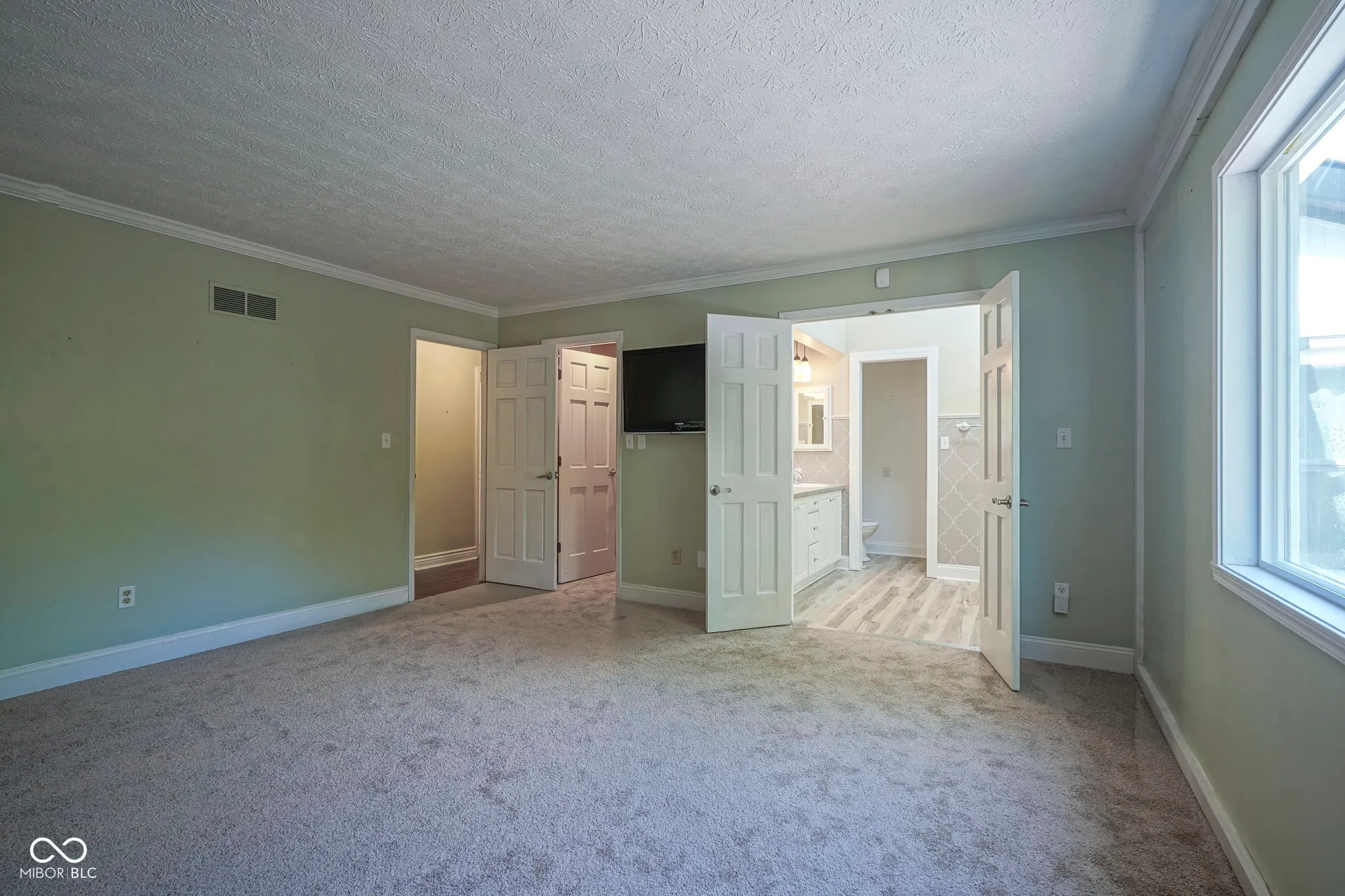 Carmel, Indiana 46032, United States, 3 Bedrooms Bedrooms, ,3 BathroomsBathrooms,Residential,Active,198541