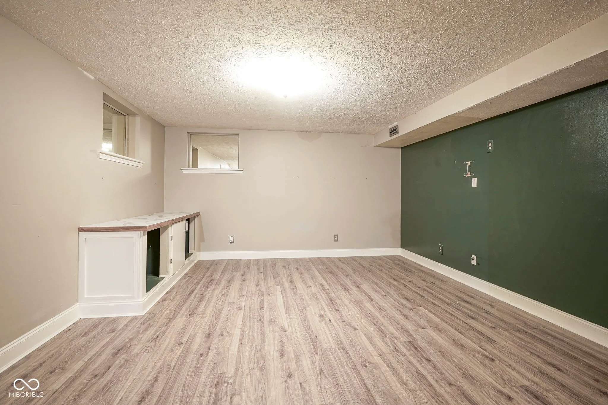 Carmel, Indiana 46032, United States, 3 Bedrooms Bedrooms, ,3 BathroomsBathrooms,Residential,Active,198541