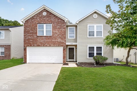 Photo of 14387 Forsythia Lane, Fishers, IN 46038 (MLS # 22125513)