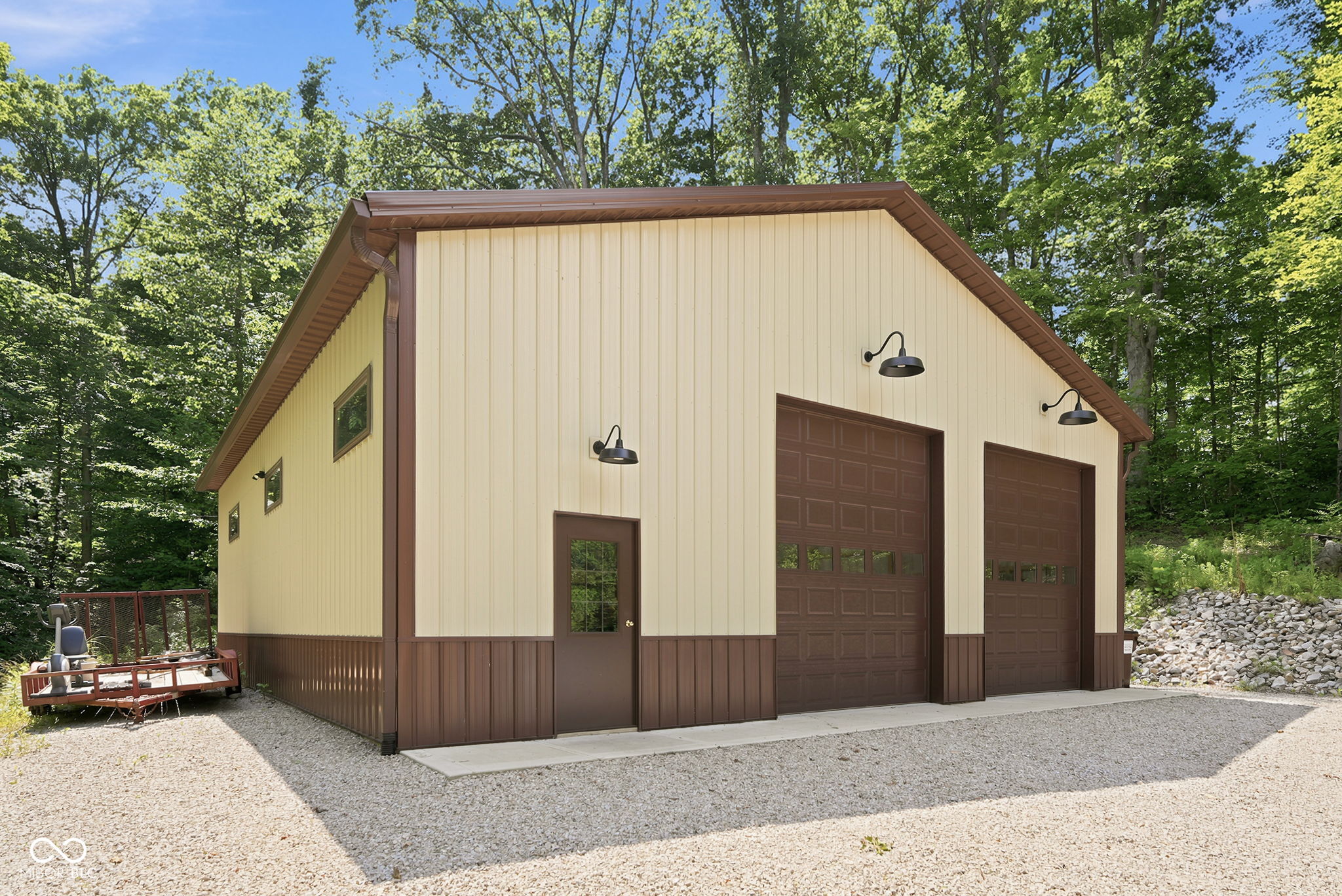 249 W Roszell Drive