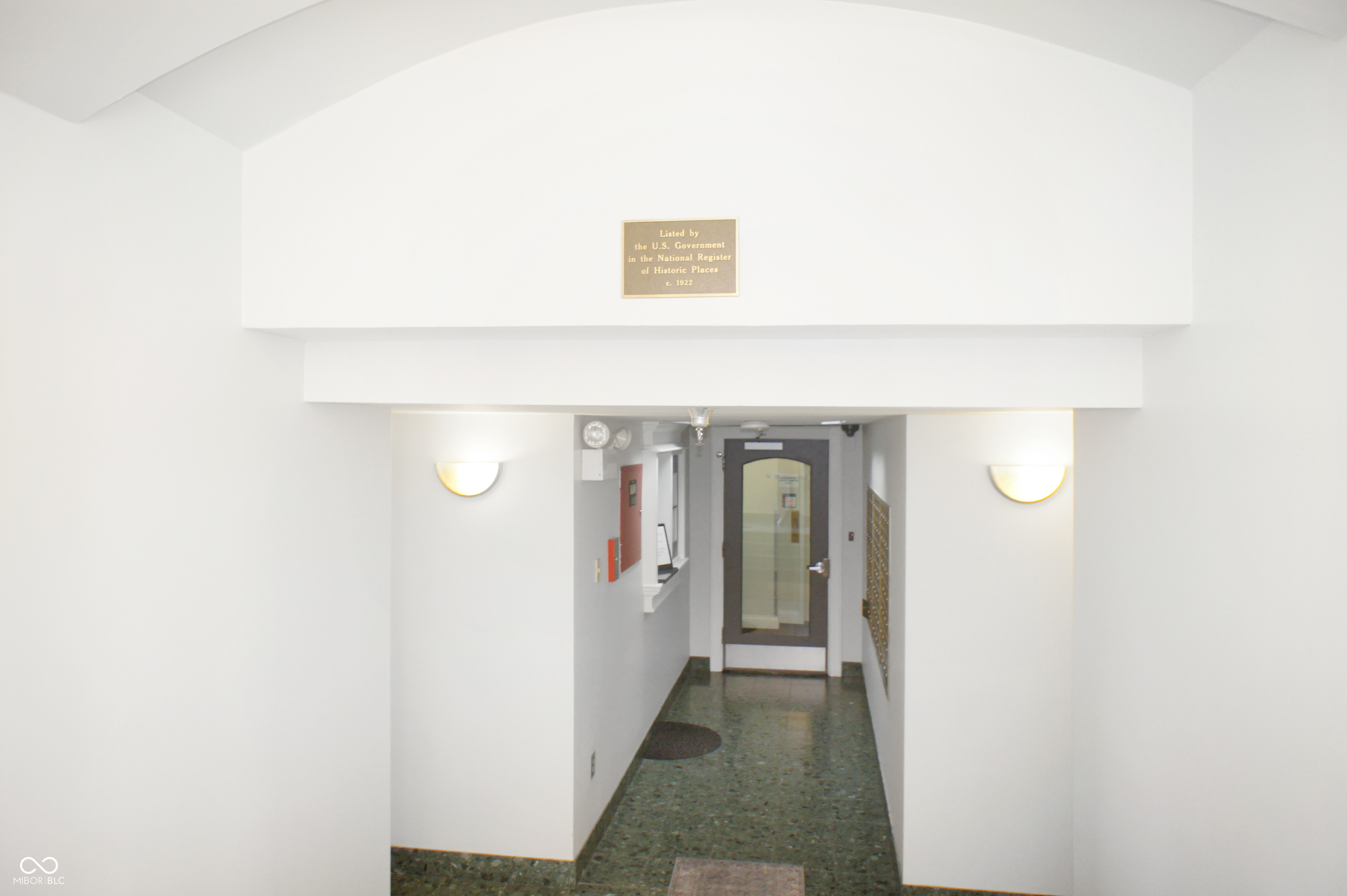 230 E 9th Street E 507