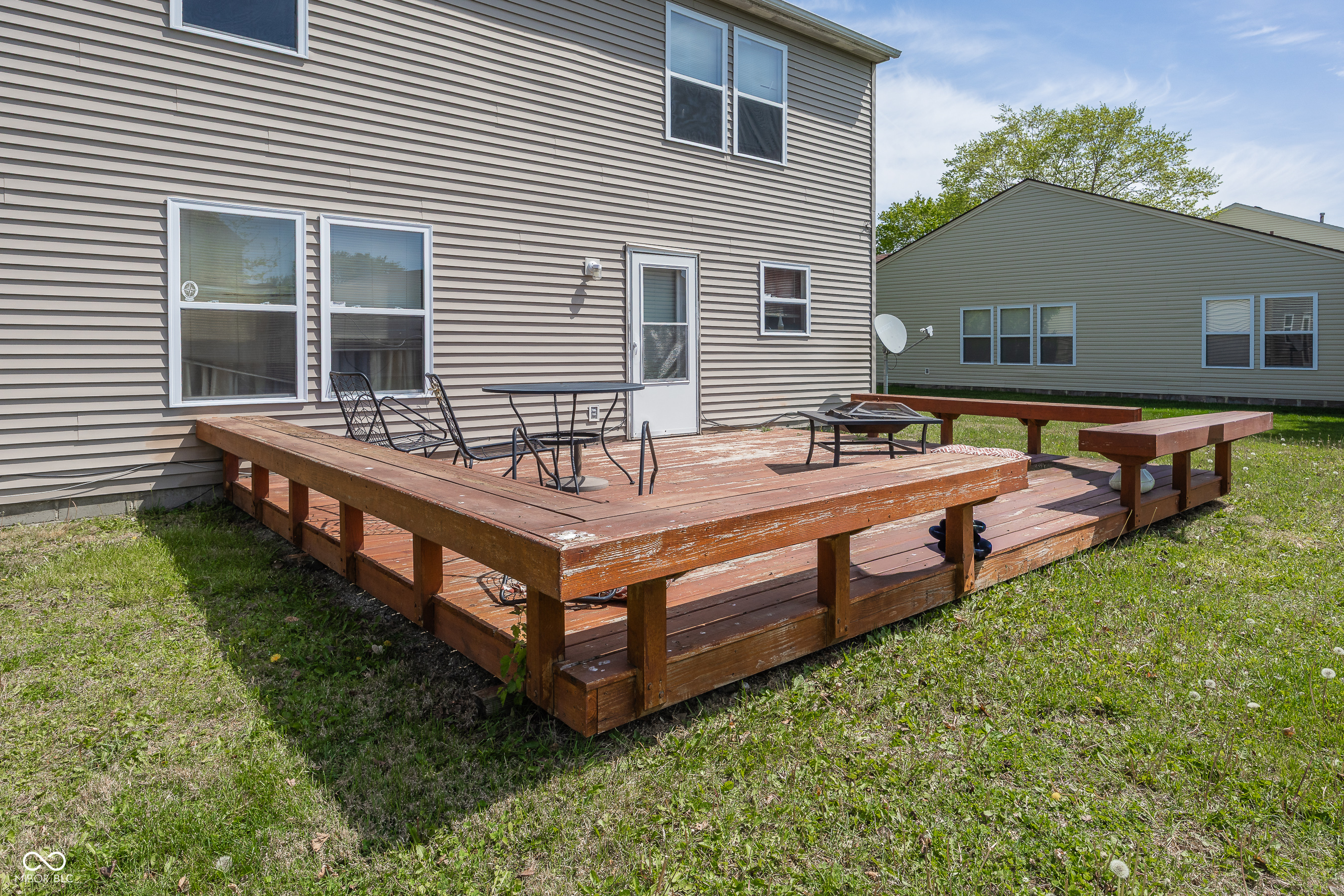 6603 W Charleston Way