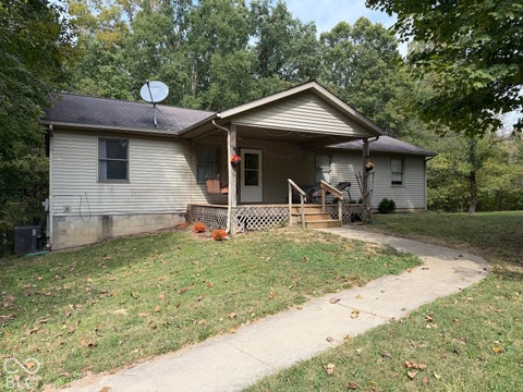 Photo of 176 Ann Drive, Nashville, IN 47448 (MLS # 22113359)