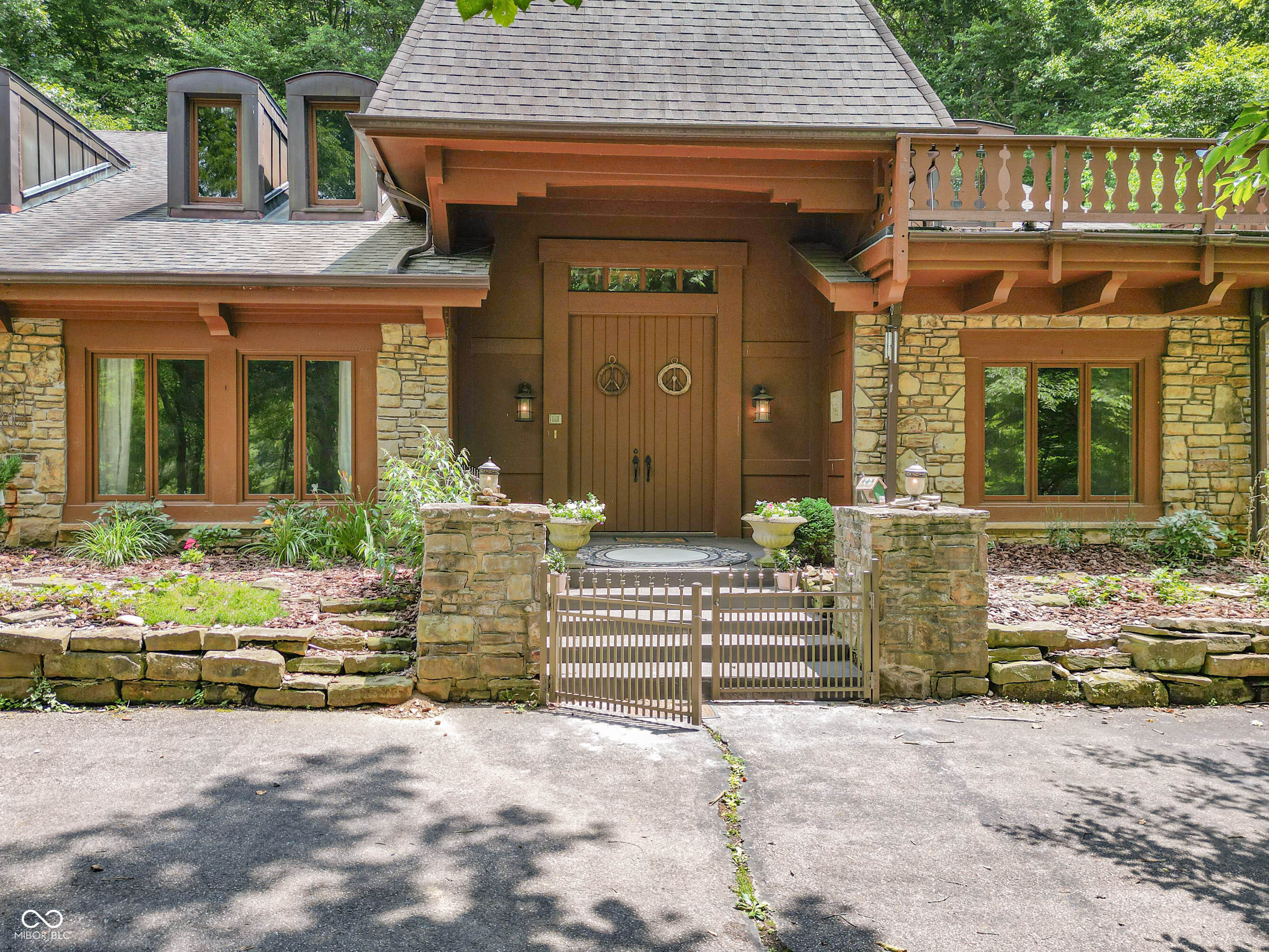 935 State Road 135 S