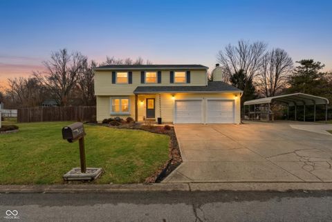 Photo of 6604 Valley Forge Court, Indianapolis, IN 46237 (MLS # 22079799)