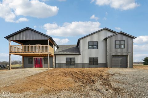 Photo of 7559 W State Road 46, Greensburg, IN 47240 (MLS # 22079114)