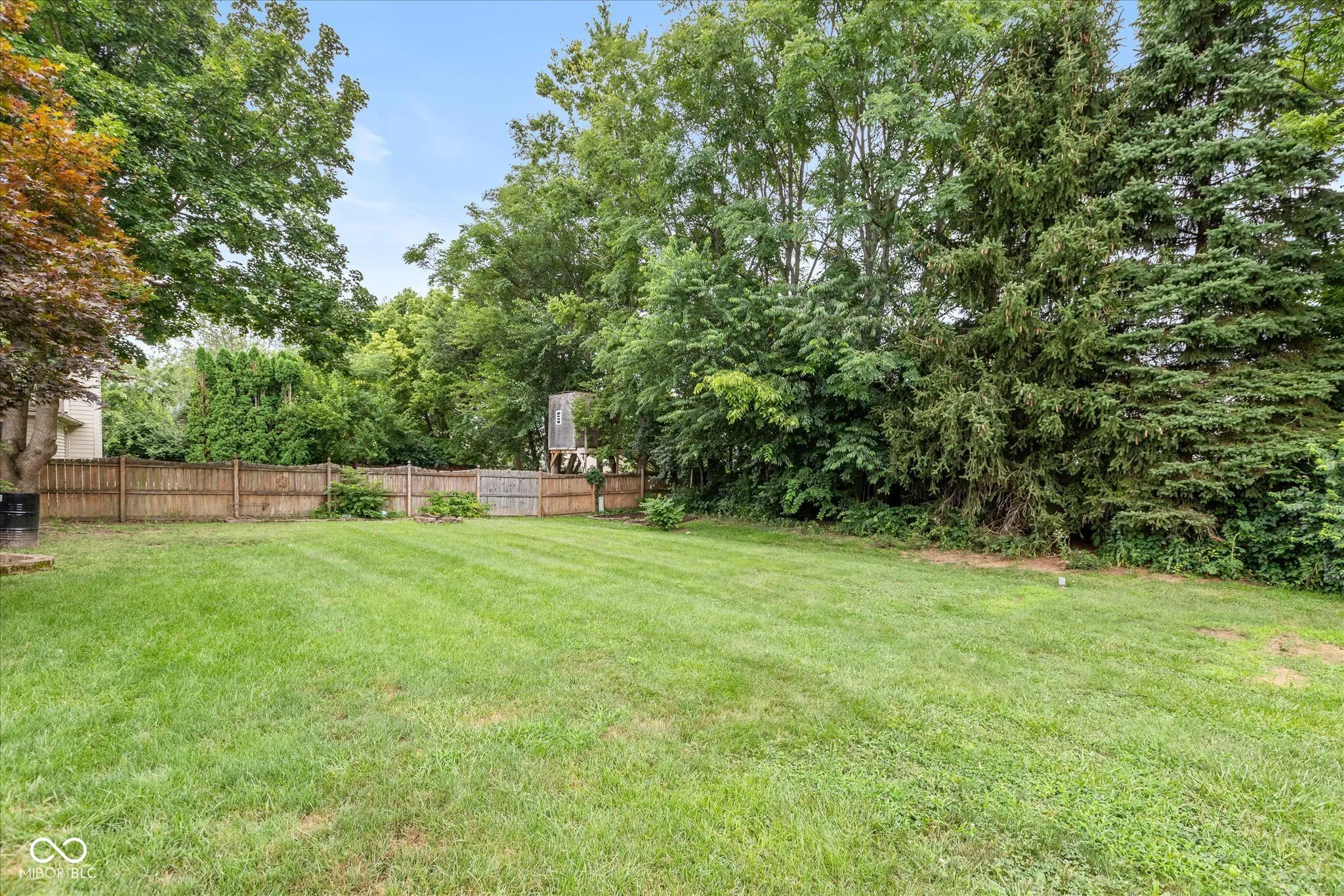 Whiteland, Indiana 46184, United States, 3 Bedrooms Bedrooms, ,2 BathroomsBathrooms,Residential,Pending,177410