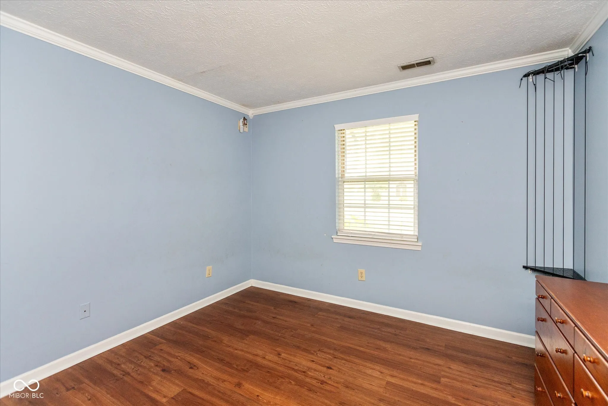 Whiteland, Indiana 46184, United States, 3 Bedrooms Bedrooms, ,2 BathroomsBathrooms,Residential,Pending,177410