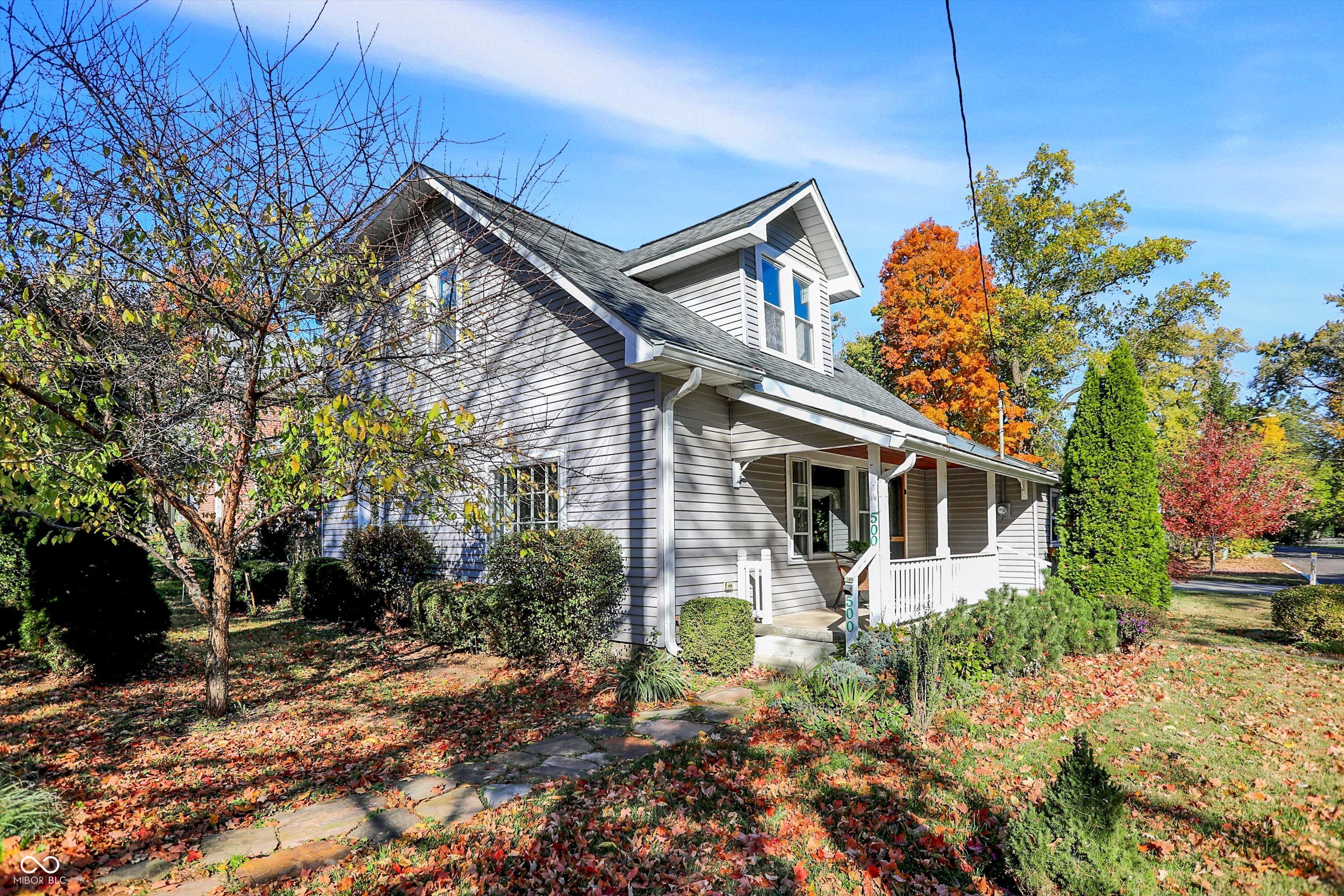 500 W Sycamore Street