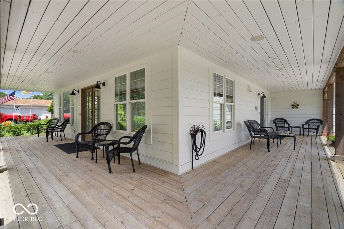 1322 N Mill Creek Road