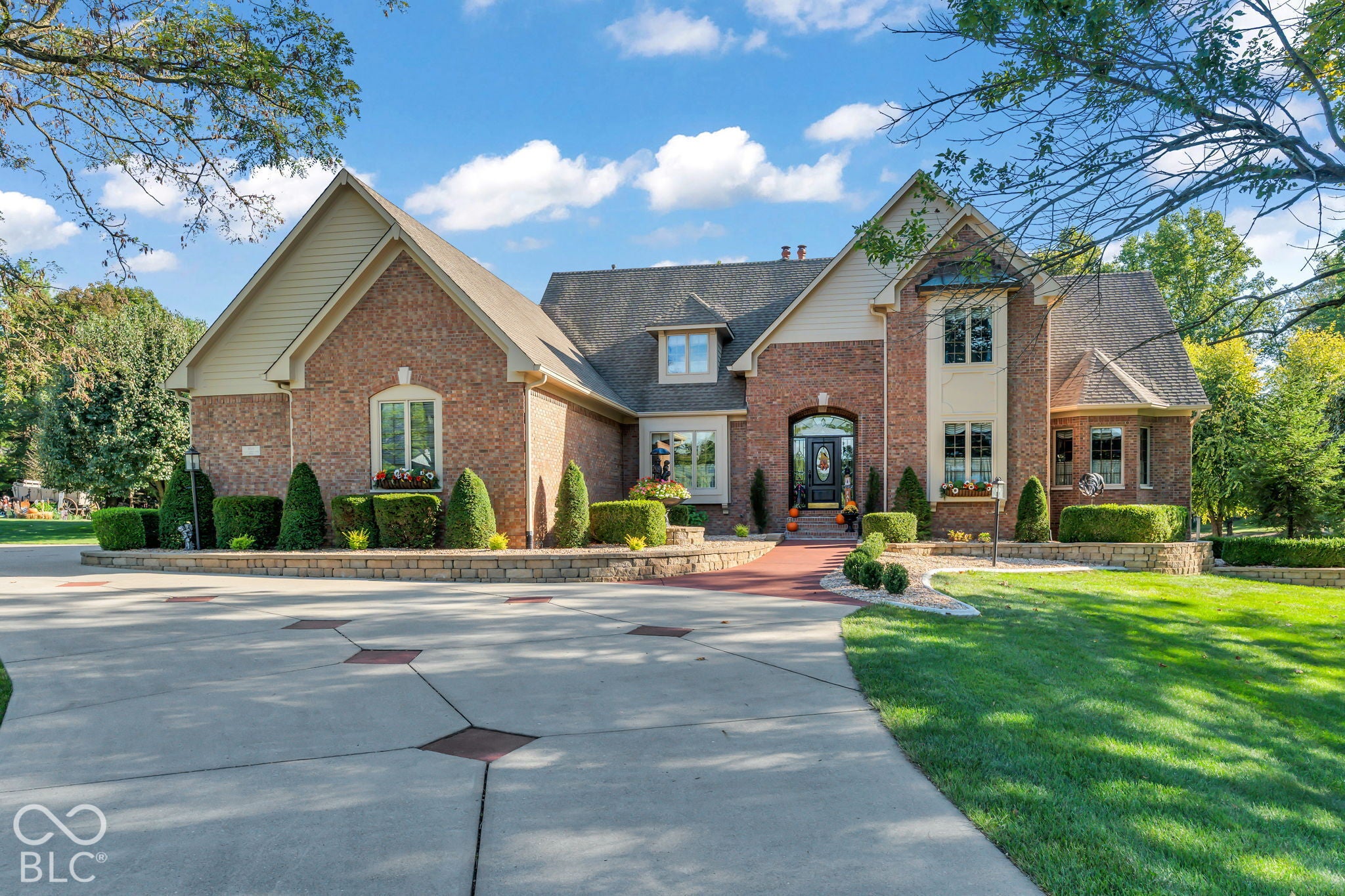 3935 W Smokey Row Road