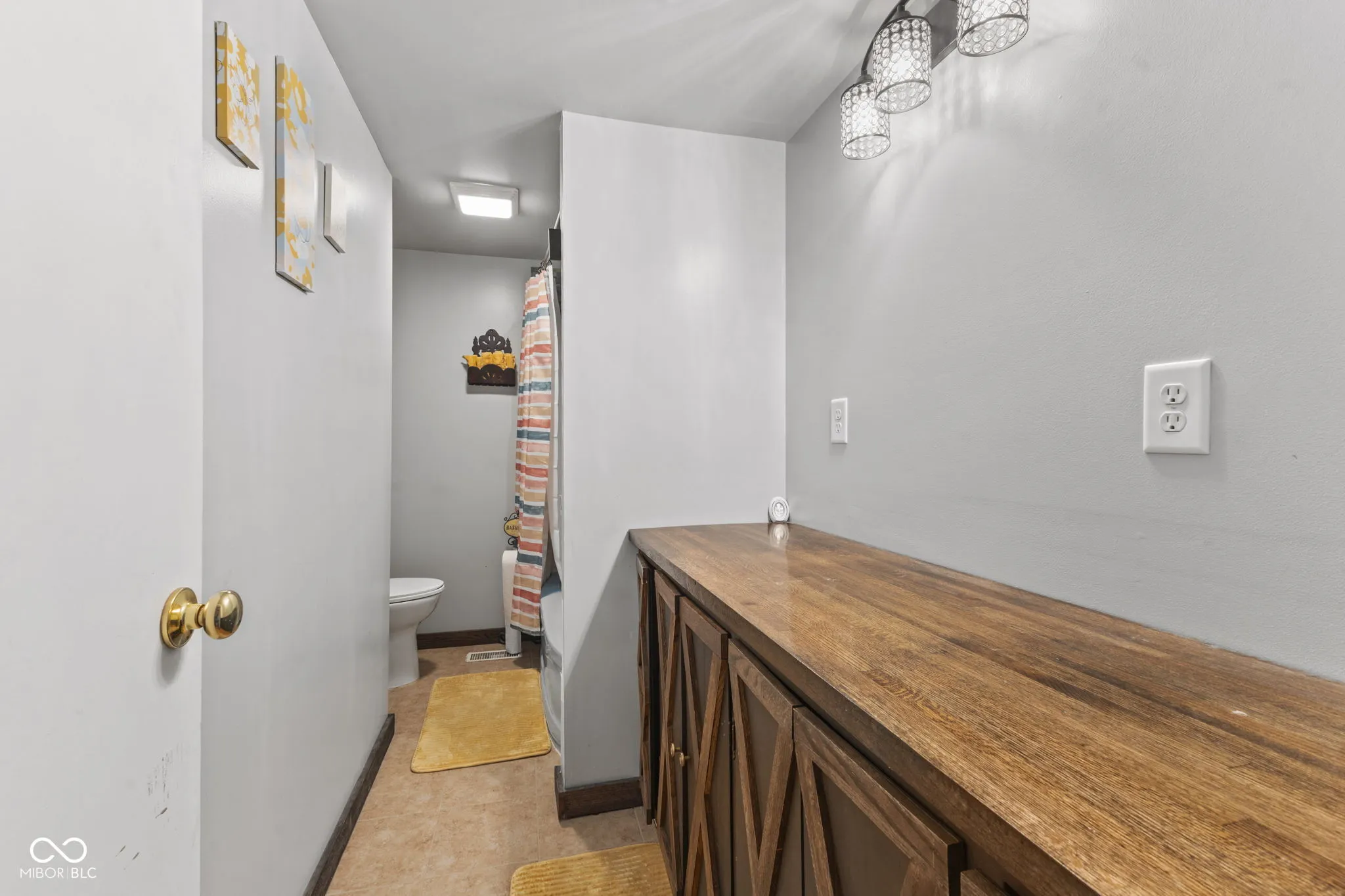 Frankfort, Indiana 46041, United States, 3 Bedrooms Bedrooms, ,2 BathroomsBathrooms,Residential,Pending,4363