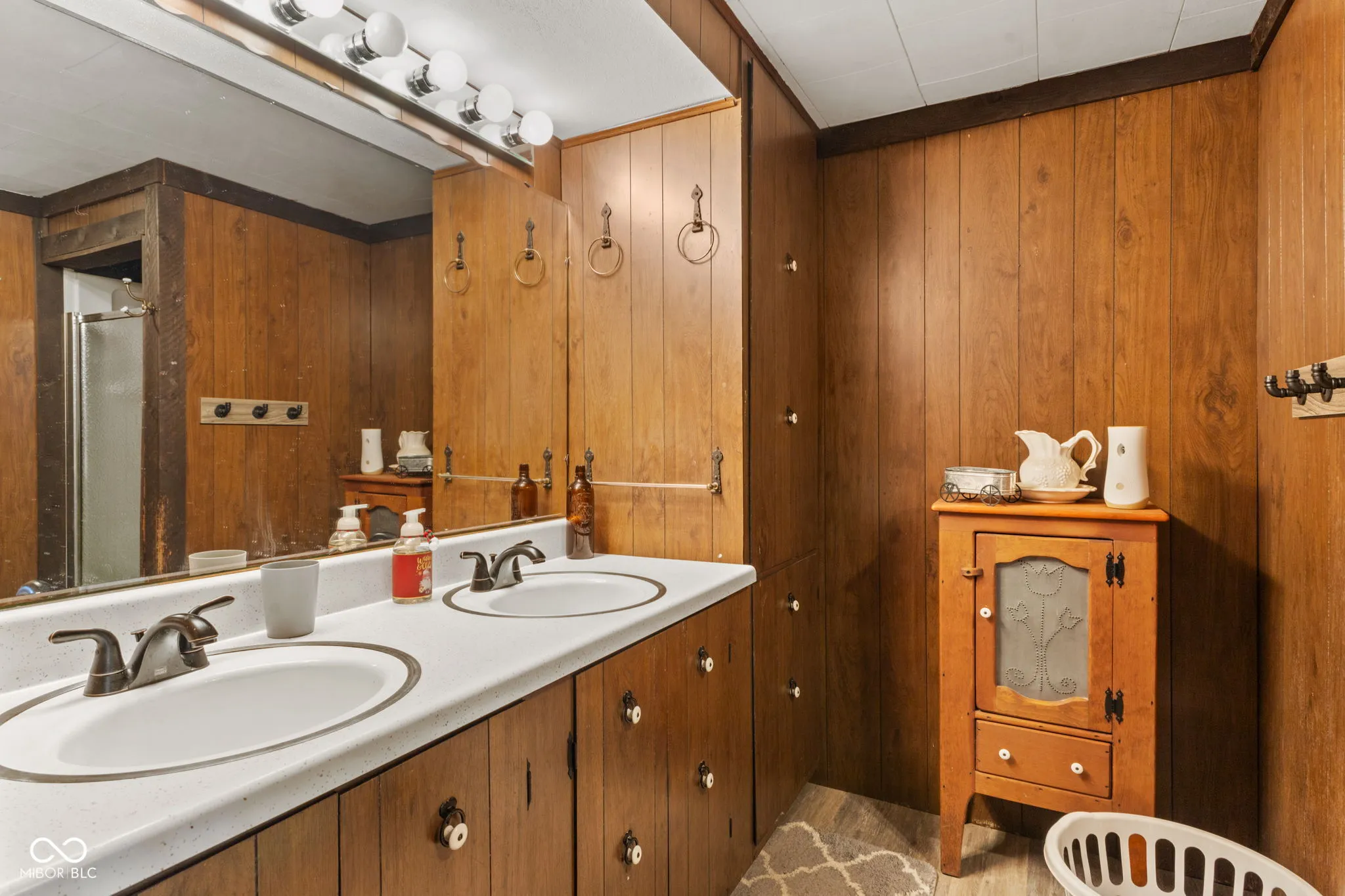 Frankfort, Indiana 46041, United States, 3 Bedrooms Bedrooms, ,2 BathroomsBathrooms,Residential,Pending,4363