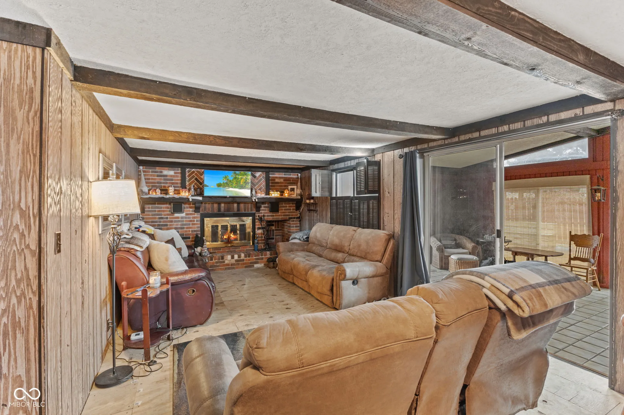 Frankfort, Indiana 46041, United States, 3 Bedrooms Bedrooms, ,2 BathroomsBathrooms,Residential,Pending,4363