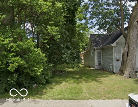 Photo for 930 W Roache Street