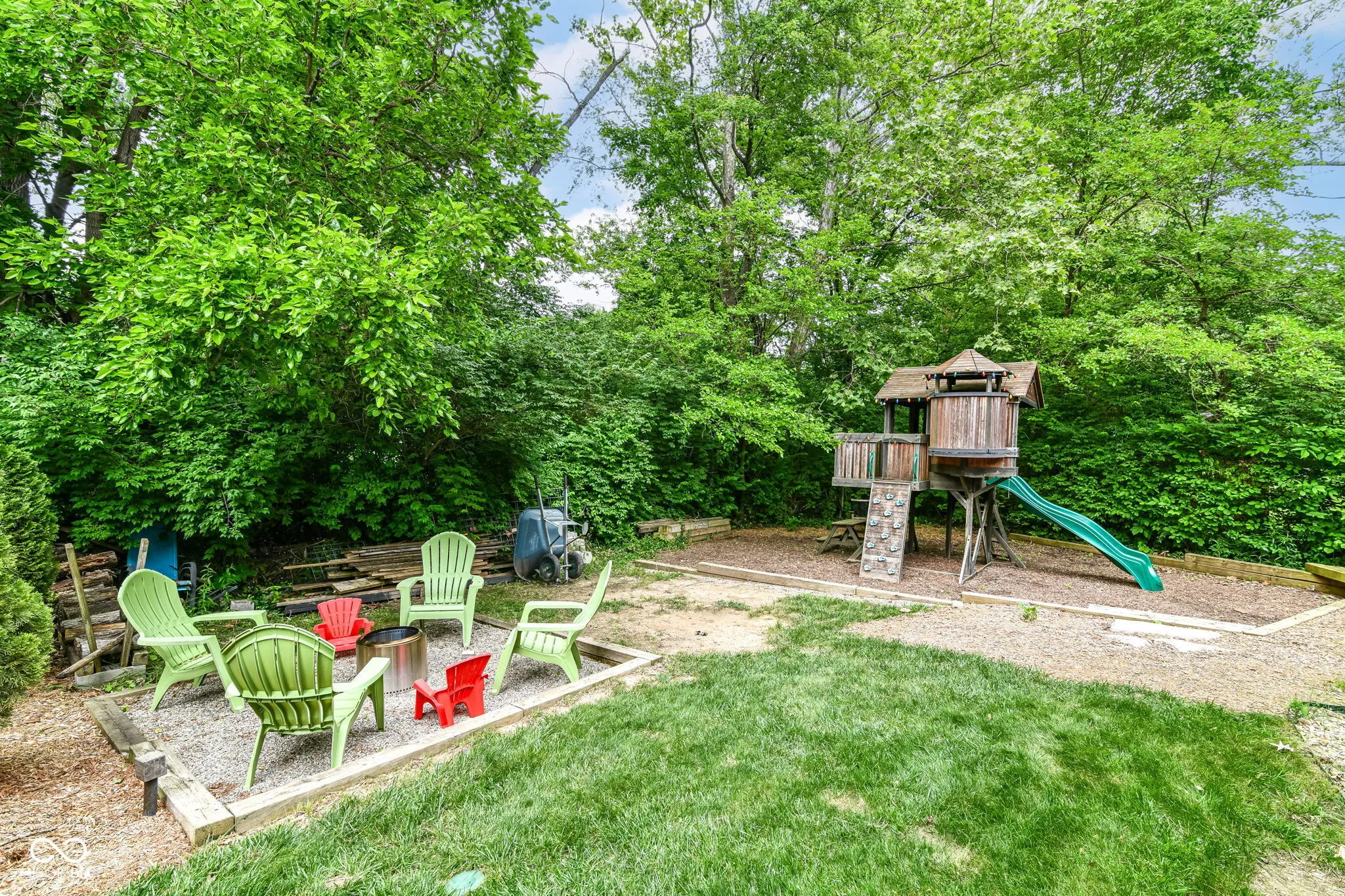 Indianapolis, Indiana 46260, United States, 3 Bedrooms Bedrooms, ,2 BathroomsBathrooms,Residential,Active,140336