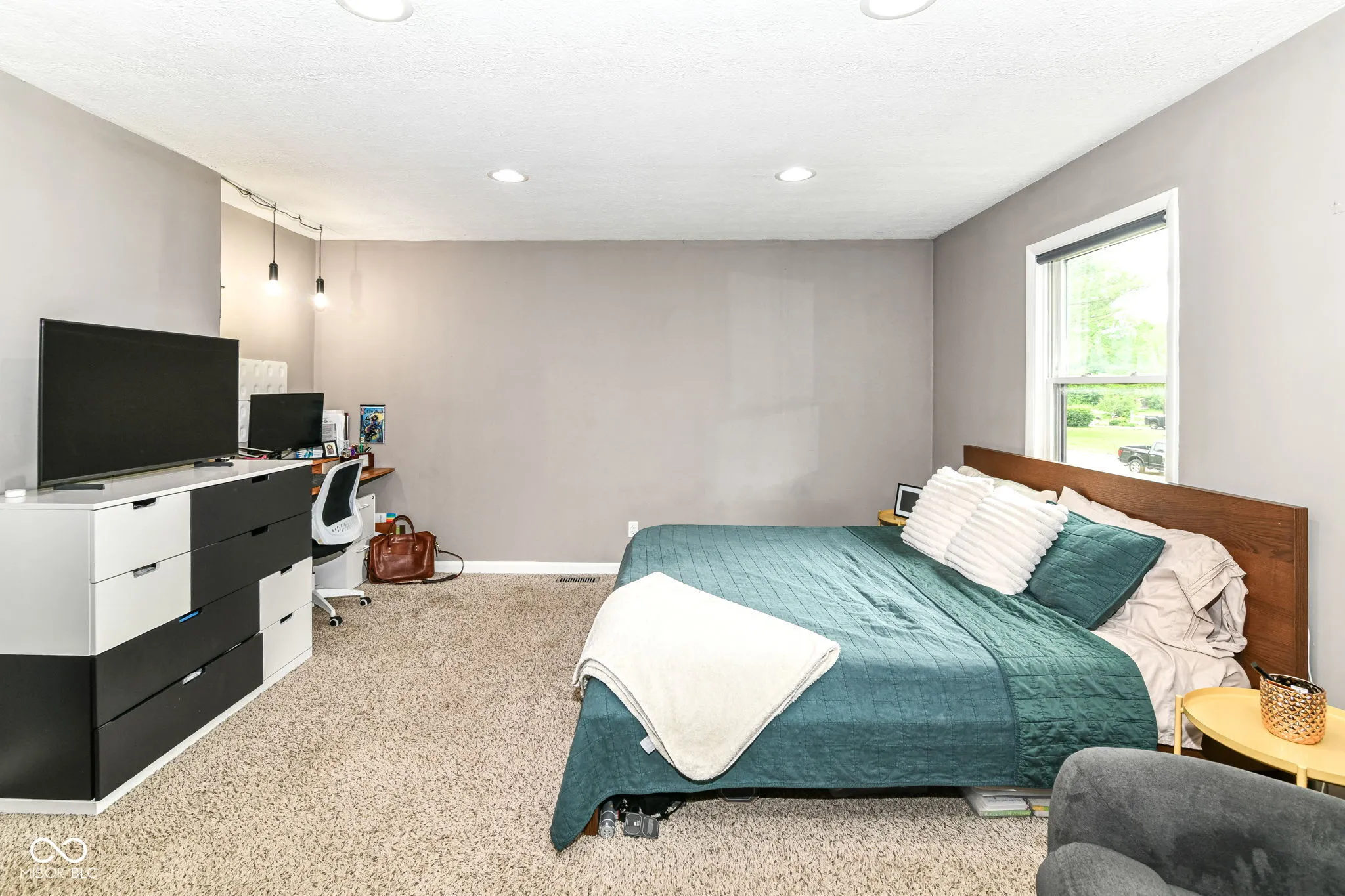 Indianapolis, Indiana 46260, United States, 3 Bedrooms Bedrooms, ,2 BathroomsBathrooms,Residential,Active,140336