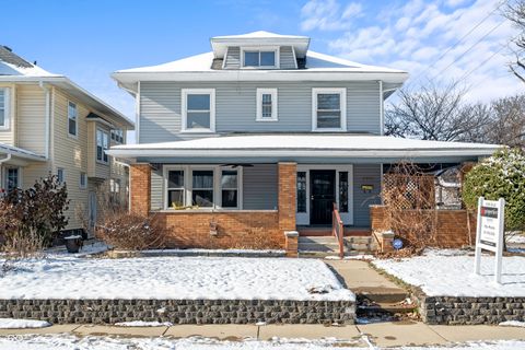 Photo of 3970 Broadway Street, Indianapolis, IN 46205 (MLS # 22076054)