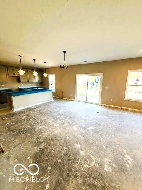 7246 Broadview Lane