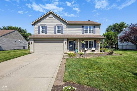 Photo of 19406 Rocky Beach Drive, Noblesville, IN 46062 (MLS # 22114583)