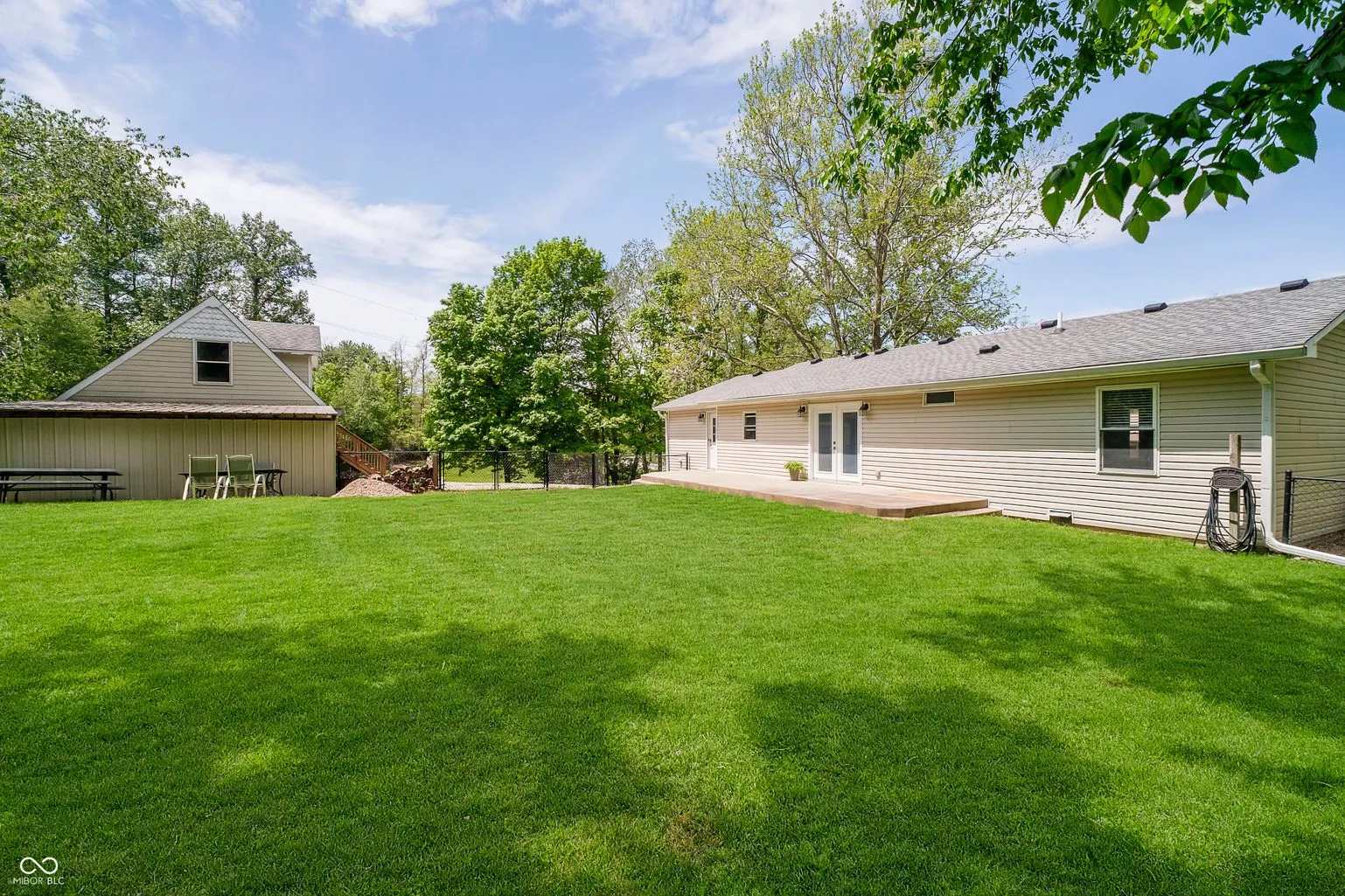 Mooresville, Indiana 46158, United States, 3 Bedrooms Bedrooms, ,1 BathroomBathrooms,Residential,Pending,127136