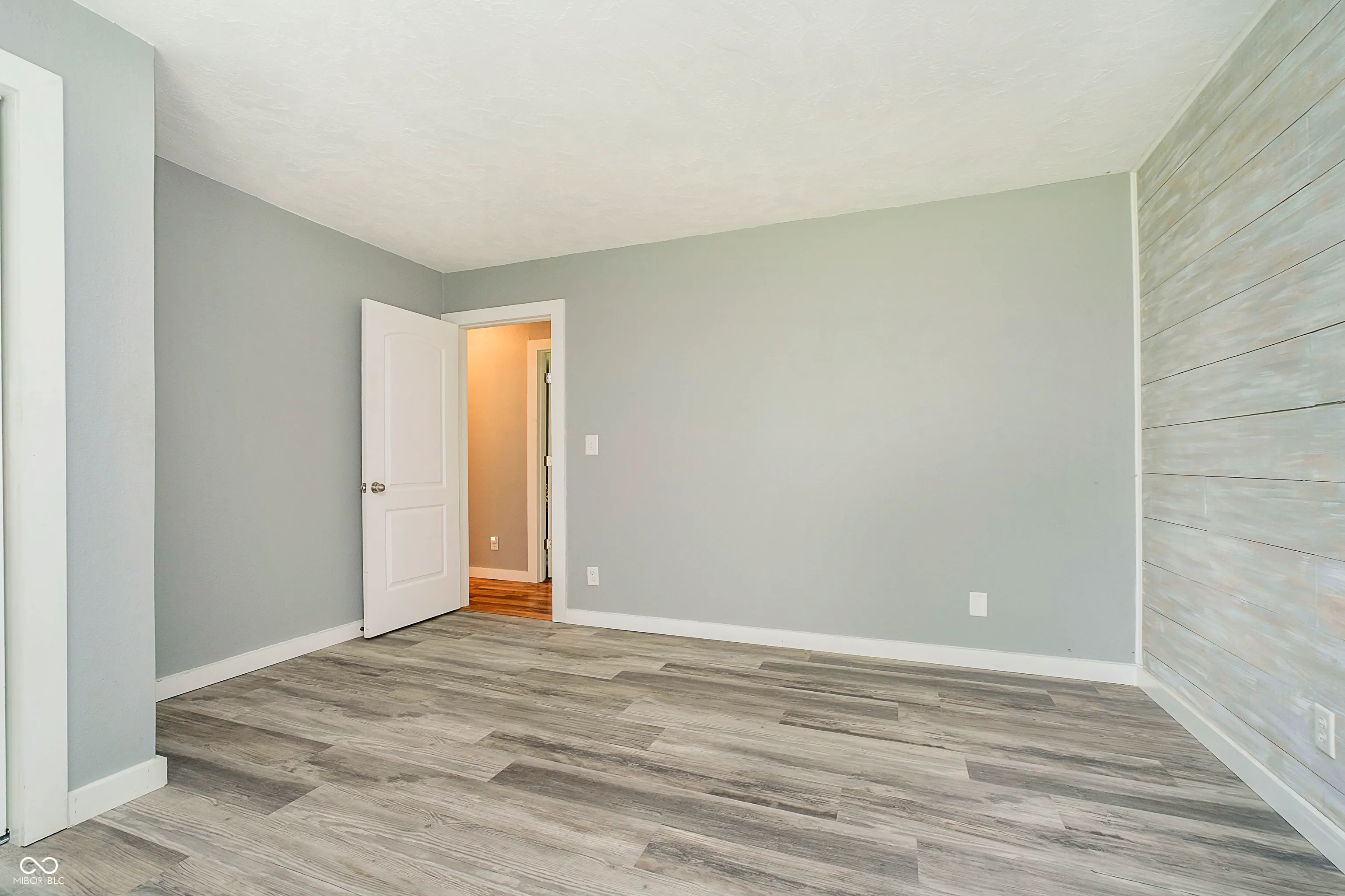 Mooresville, Indiana 46158, United States, 3 Bedrooms Bedrooms, ,1 BathroomBathrooms,Residential,Pending,127136