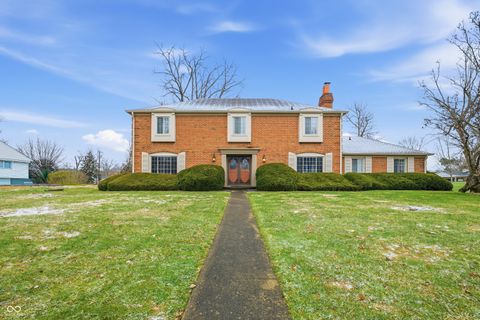 Photo of 5319 Brendonridge Road, Indianapolis, IN 46226 (MLS # 22076730)