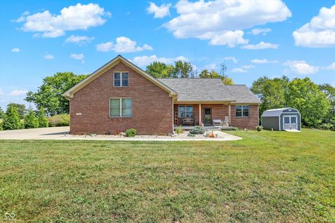 Photo of 139 Campbell Road, Greenwood, IN 46143 (MLS # 22111025)