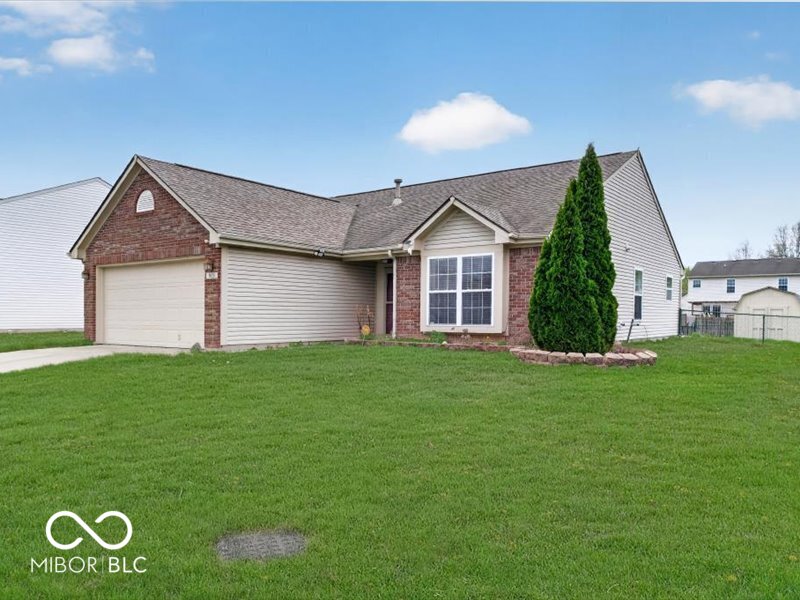 8625 Baypointe Drive