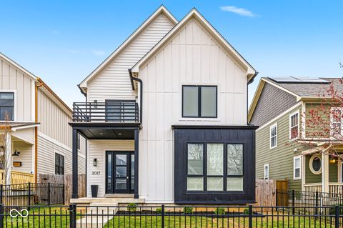 Photo of 2017 Carrollton Avenue, Indianapolis, IN 46202 (MLS # 22082661)