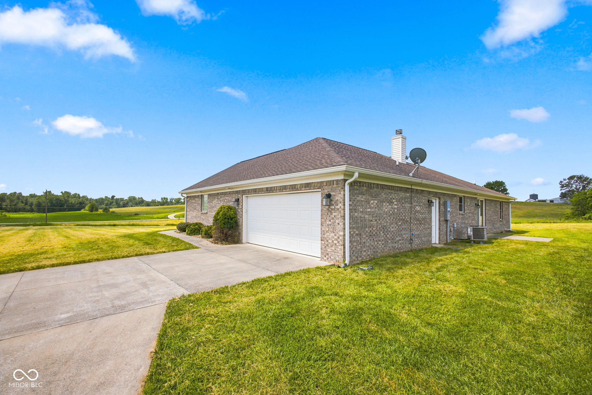 5854 E County Road 1000 N