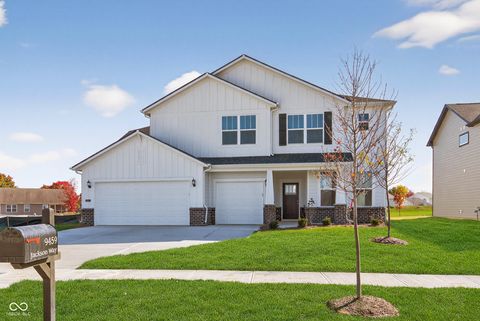 Photo of 9459 Jackson Way, Avon, IN 46123 (MLS # 22076083)