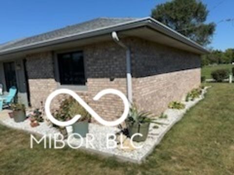 Photo of 1640 Monica Lane, Anderson, IN 46013 (MLS # 22064294)