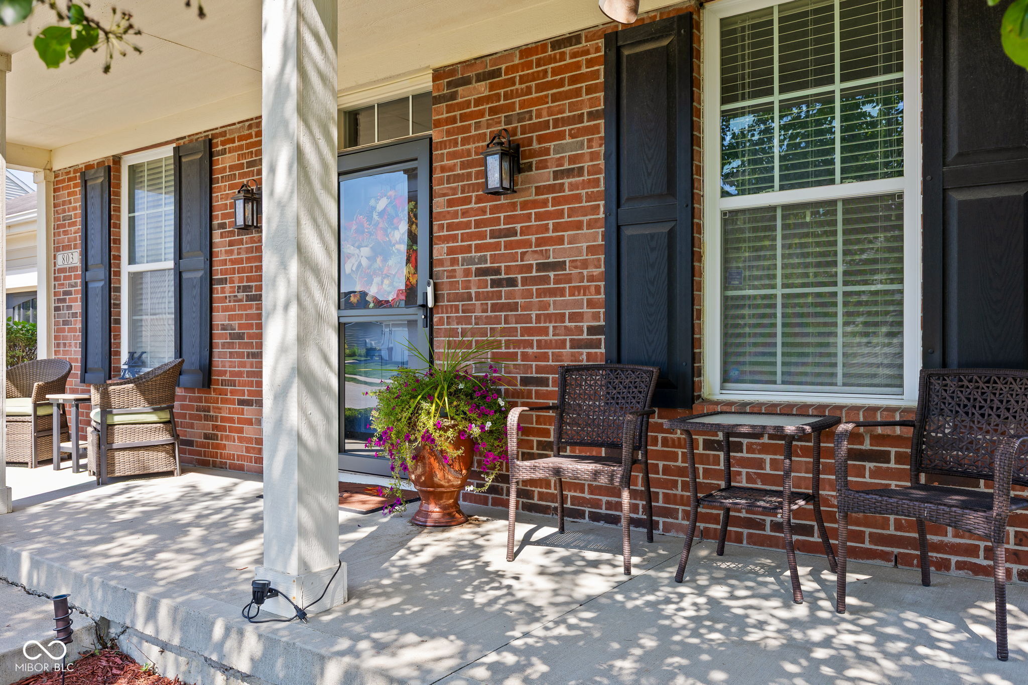 803 Settlers Walk