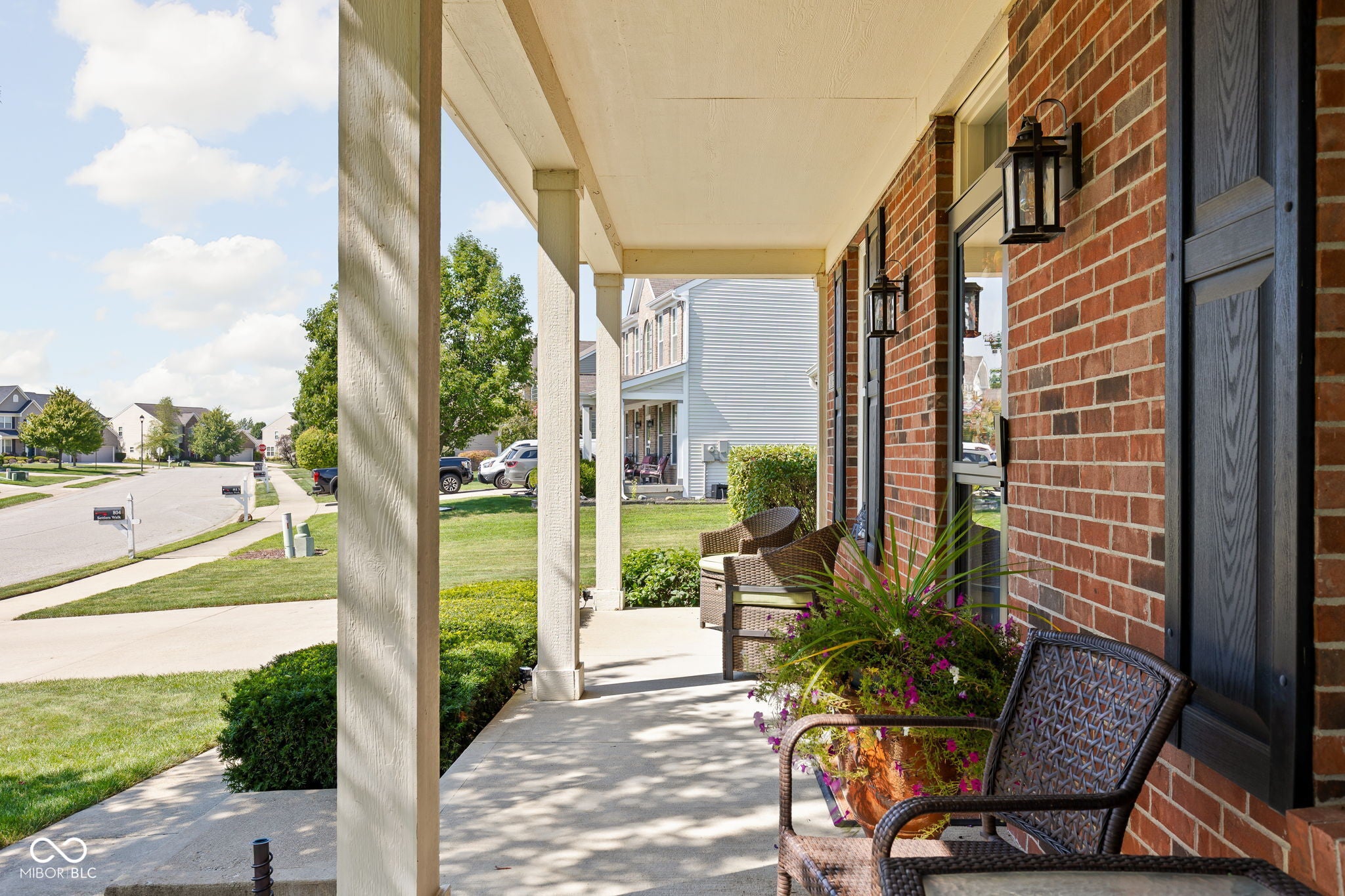 803 Settlers Walk
