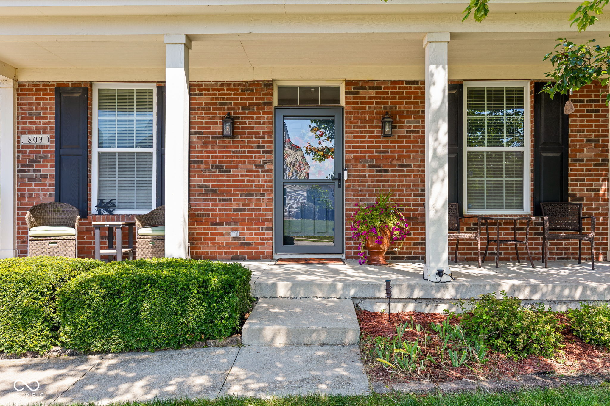 803 Settlers Walk
