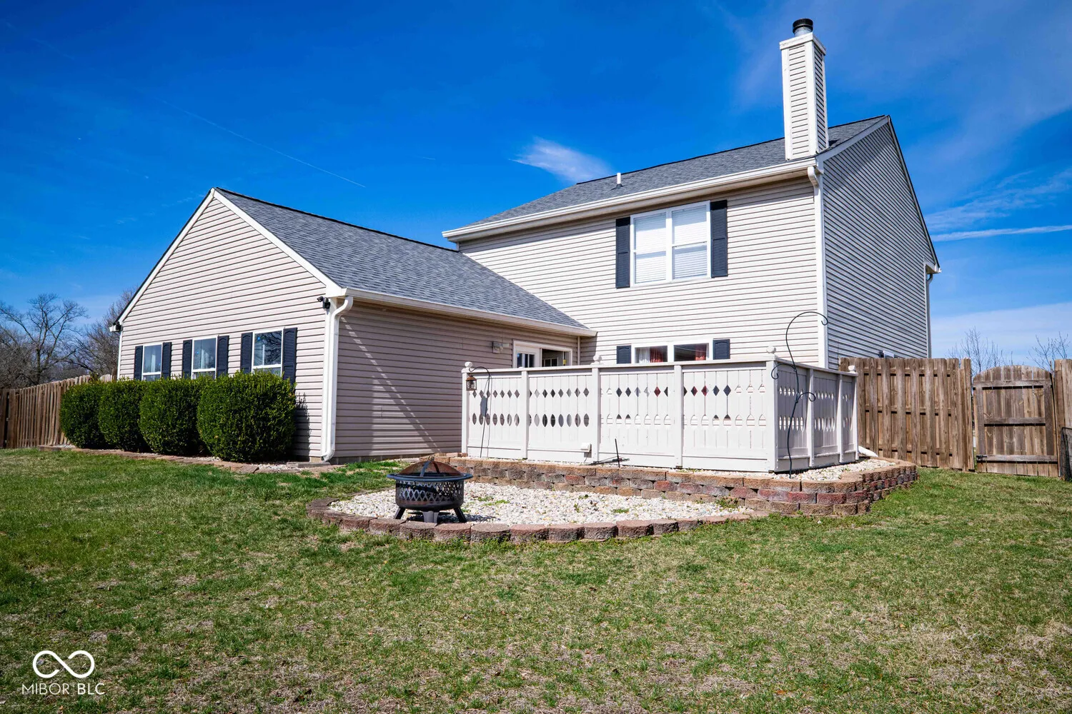 Indianapolis, Indiana 46217, United States, 3 Bedrooms Bedrooms, ,3 BathroomsBathrooms,Residential,Active,94494