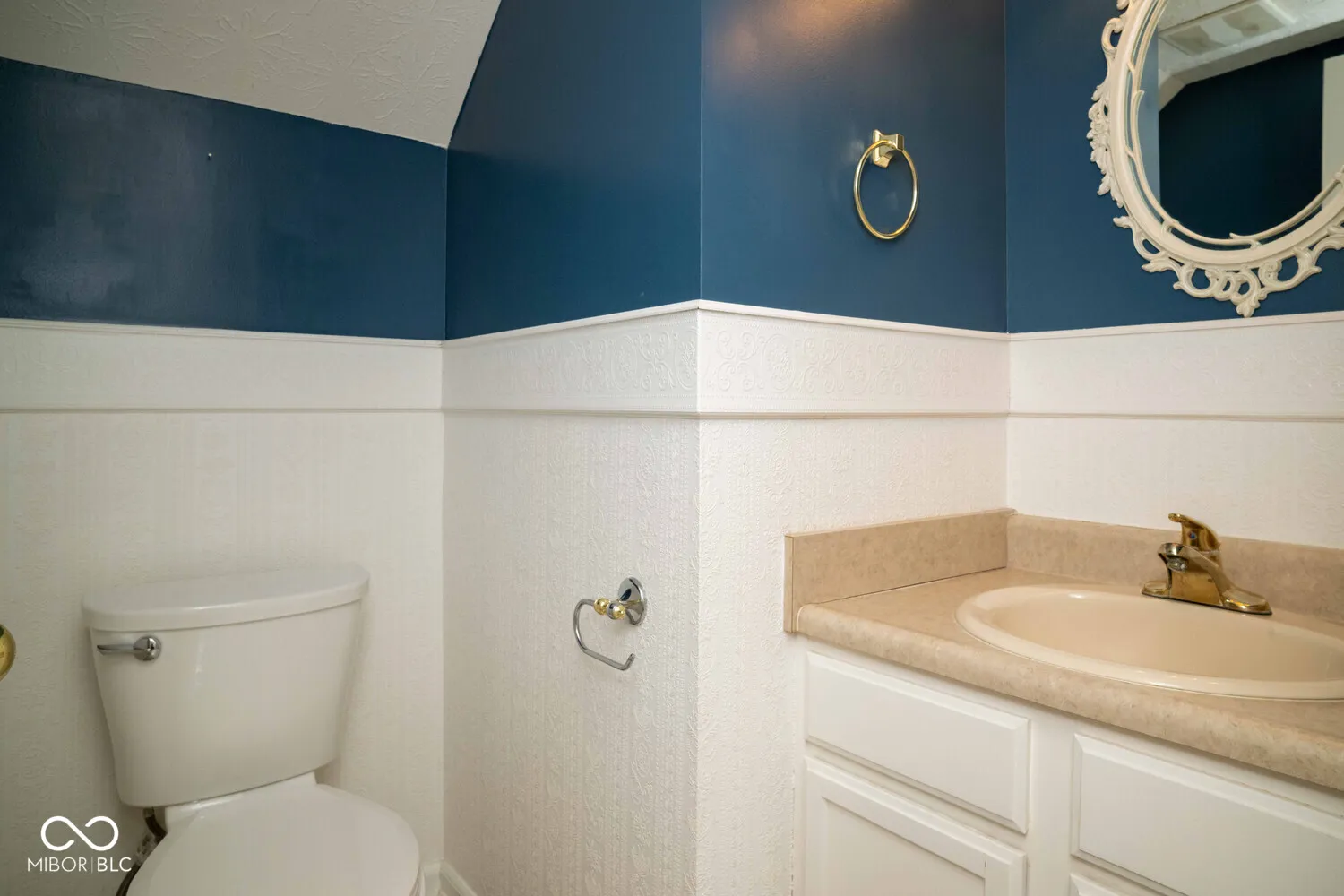 Indianapolis, Indiana 46217, United States, 3 Bedrooms Bedrooms, ,3 BathroomsBathrooms,Residential,Active,94494