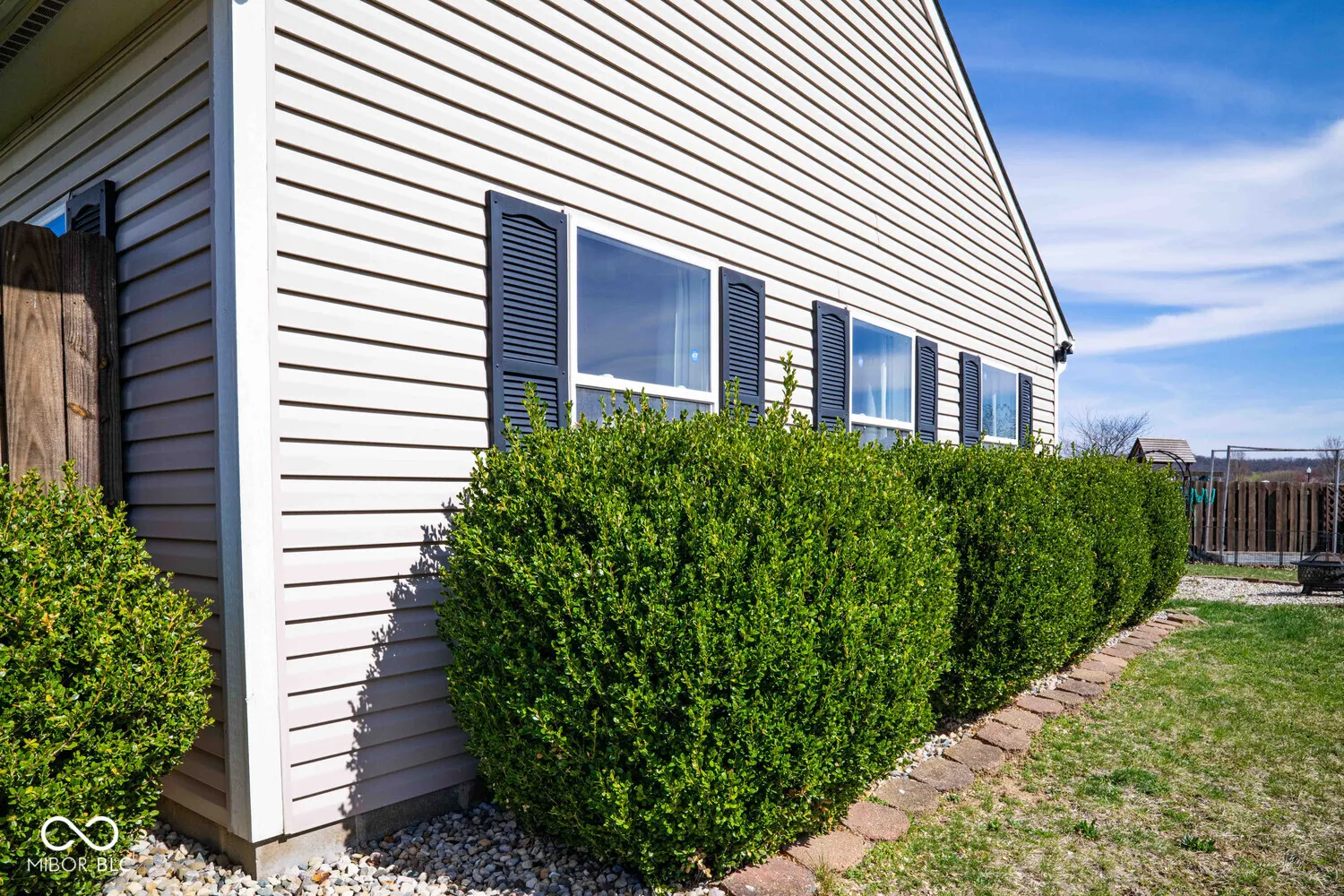 Indianapolis, Indiana 46217, United States, 3 Bedrooms Bedrooms, ,3 BathroomsBathrooms,Residential,Active,94494