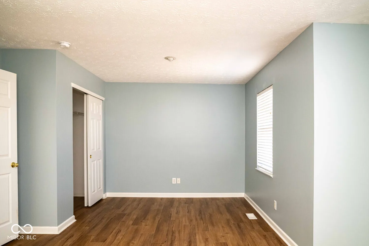 Indianapolis, Indiana 46217, United States, 3 Bedrooms Bedrooms, ,3 BathroomsBathrooms,Residential,Active,94494