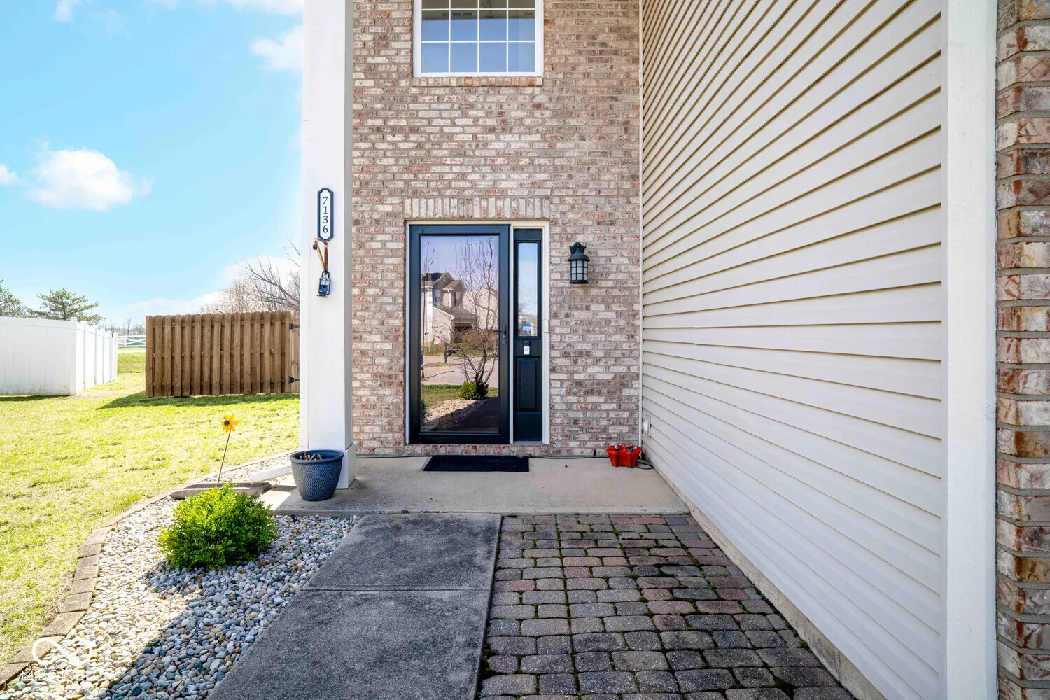 Indianapolis, Indiana 46217, United States, 3 Bedrooms Bedrooms, ,3 BathroomsBathrooms,Residential,Active,94494