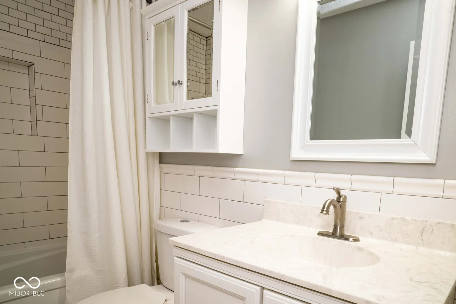 Indianapolis, Indiana 46217, United States, 3 Bedrooms Bedrooms, ,3 BathroomsBathrooms,Residential,Active,94494