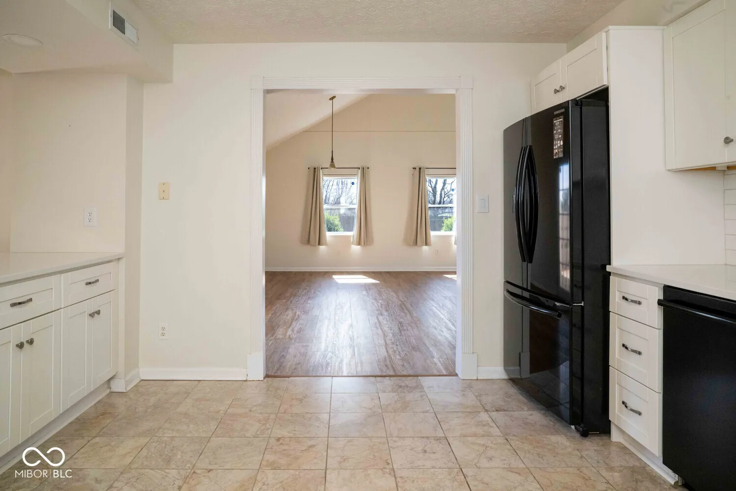 Indianapolis, Indiana 46217, United States, 3 Bedrooms Bedrooms, ,3 BathroomsBathrooms,Residential,Active,94494