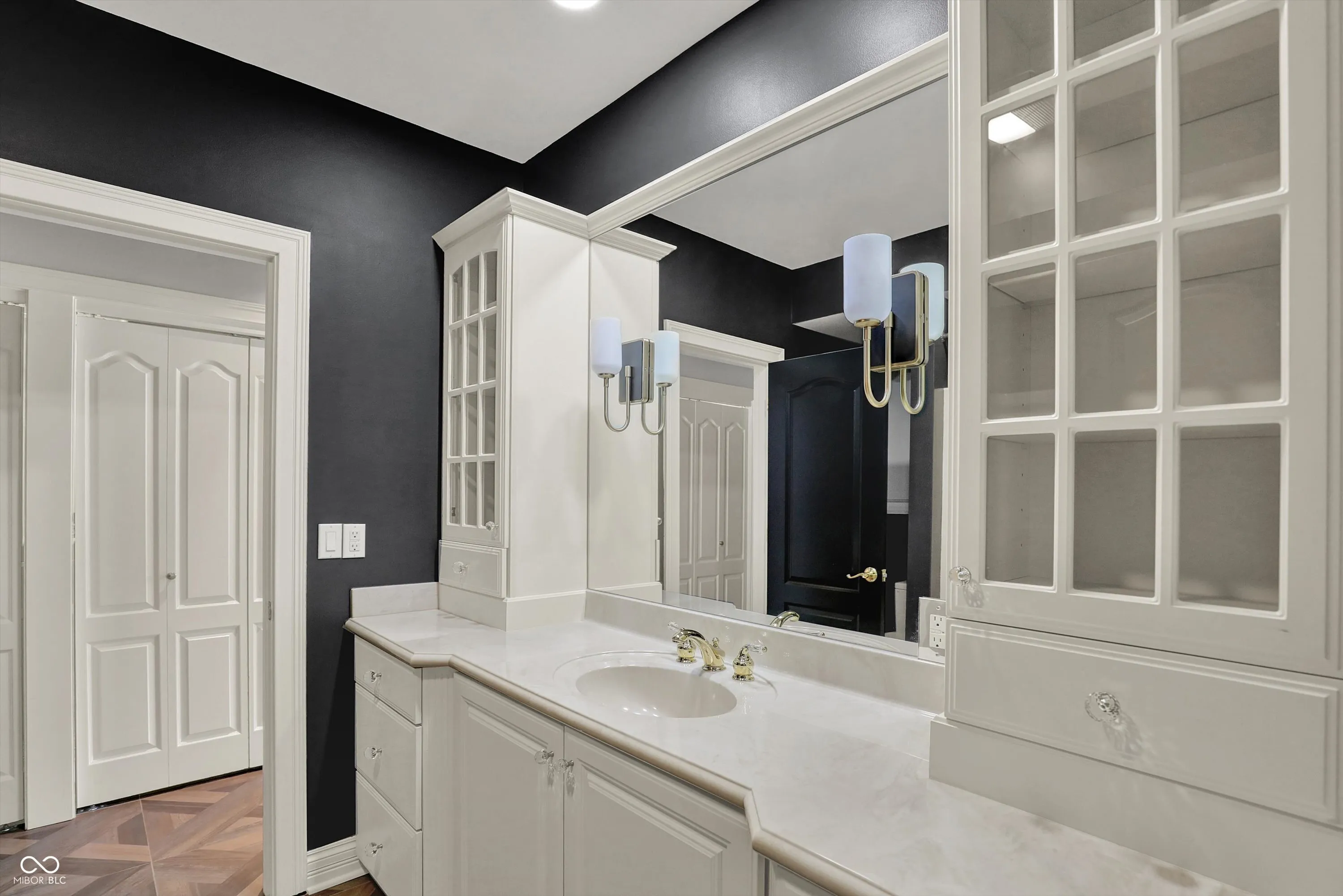 Fortville, Indiana 46040, United States, 4 Bedrooms Bedrooms, ,5 BathroomsBathrooms,Residential,Active,254027